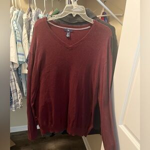 Gap V-Neck Sweater